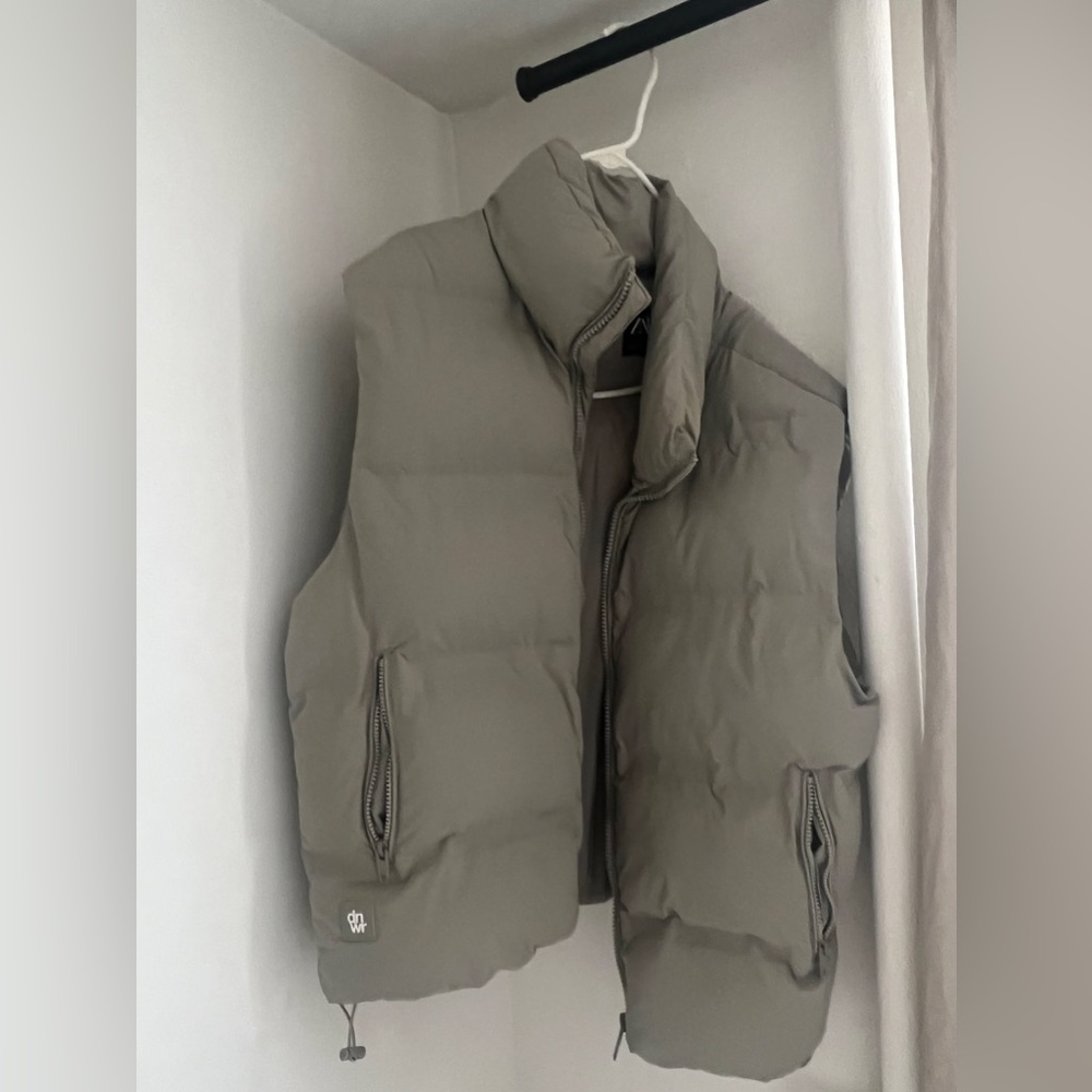 ZARA DWNWR puffer vest size S-M